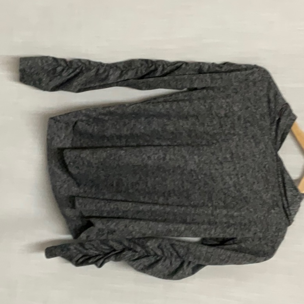 Athleticgirl size XL with scrunching on the arm in a hood lightweight sweatshirt